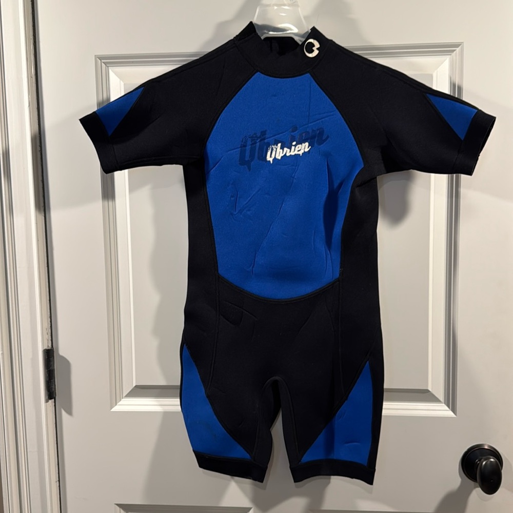 O’Brien junior shorty wet suit size 12